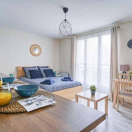 Logement Noah Courcouronnes Eksteriør bilde
