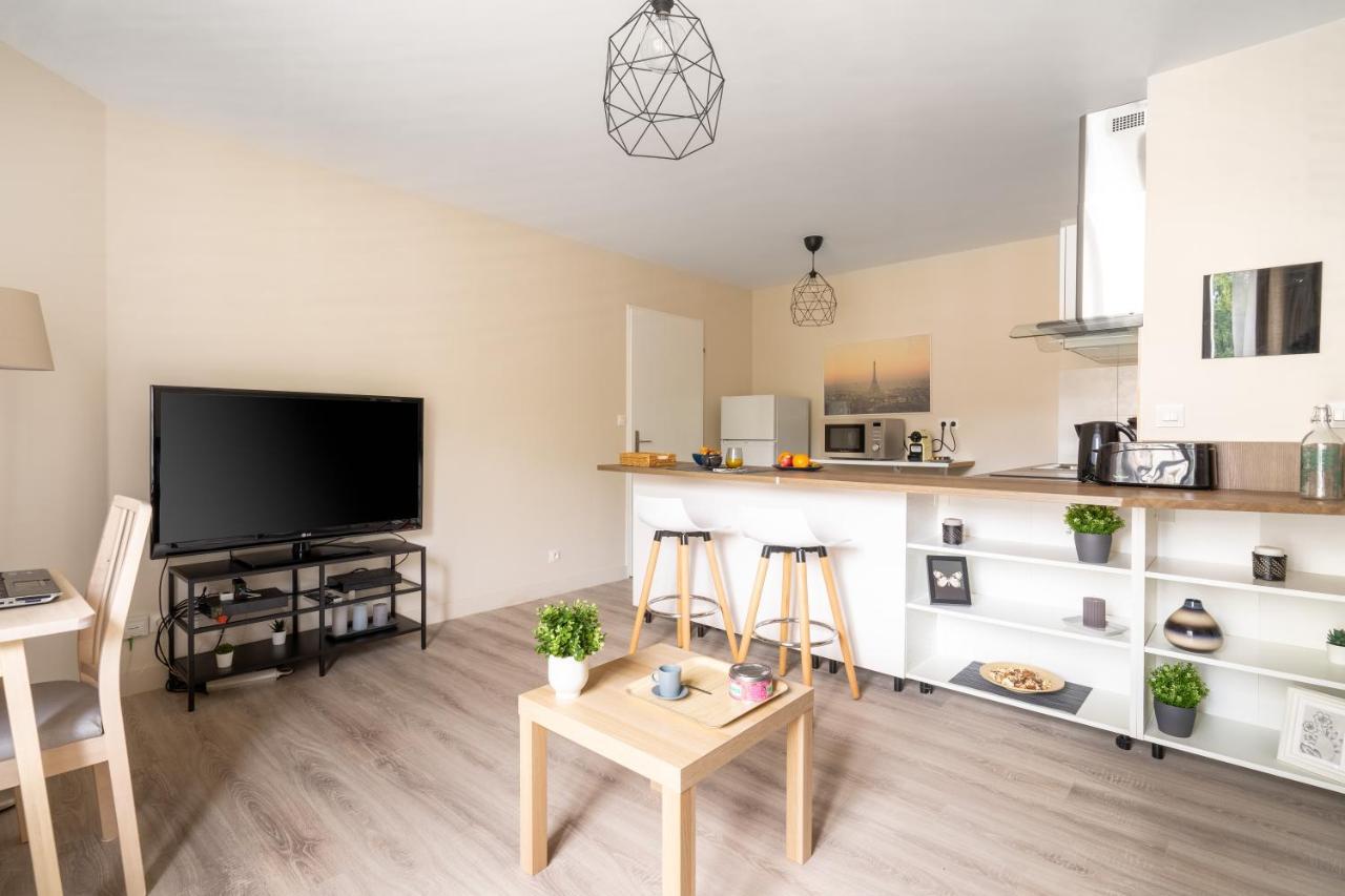 Logement Noah Courcouronnes Eksteriør bilde