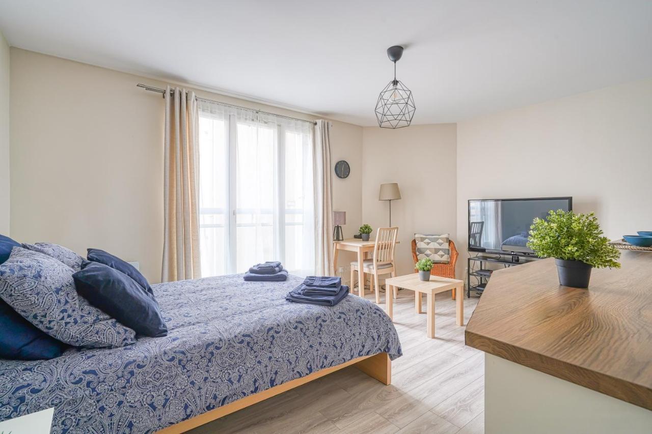 Logement Noah Courcouronnes Eksteriør bilde