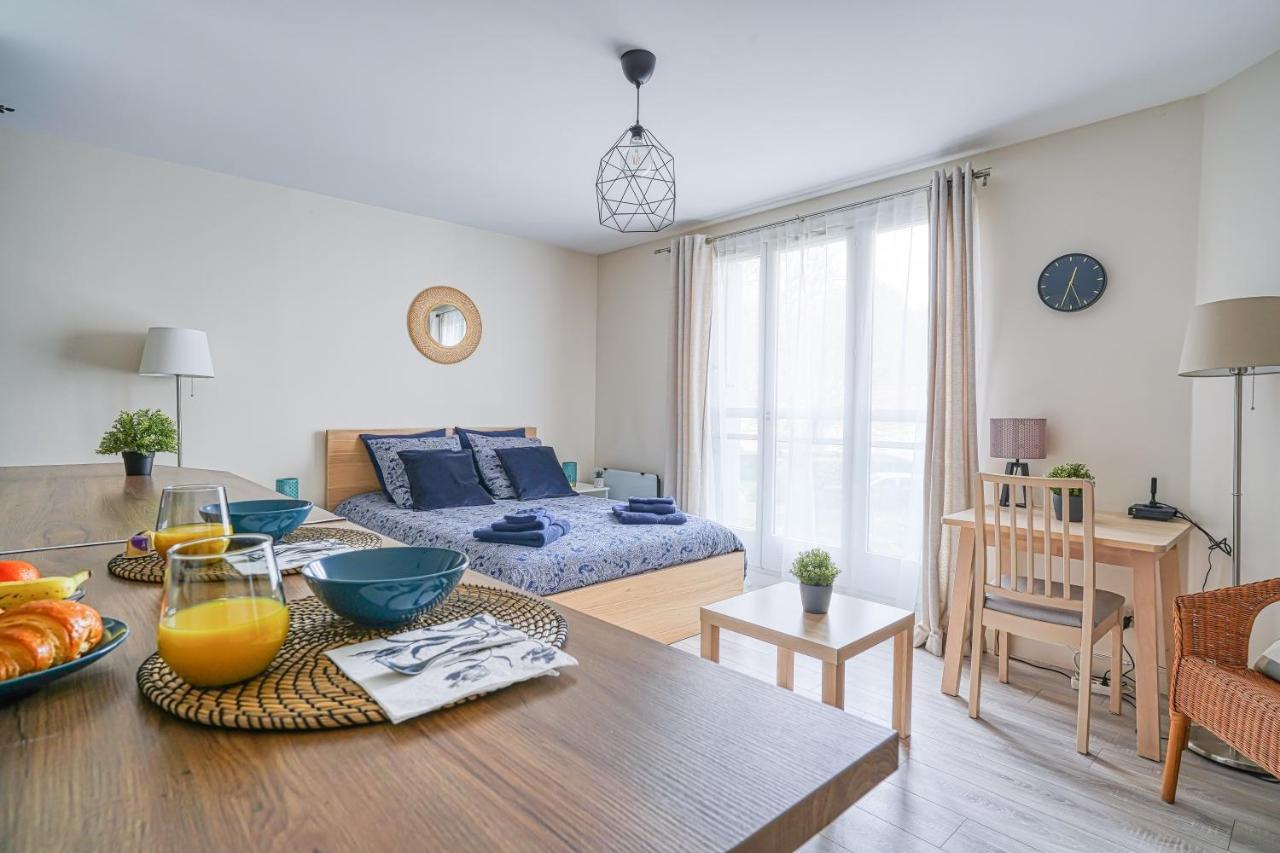 Logement Noah Courcouronnes Eksteriør bilde